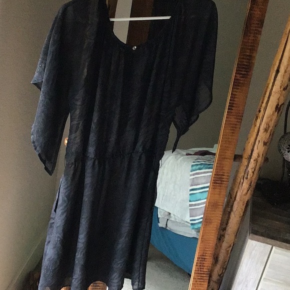 Sparkly Black Midi Dress - Picture 4 of 9